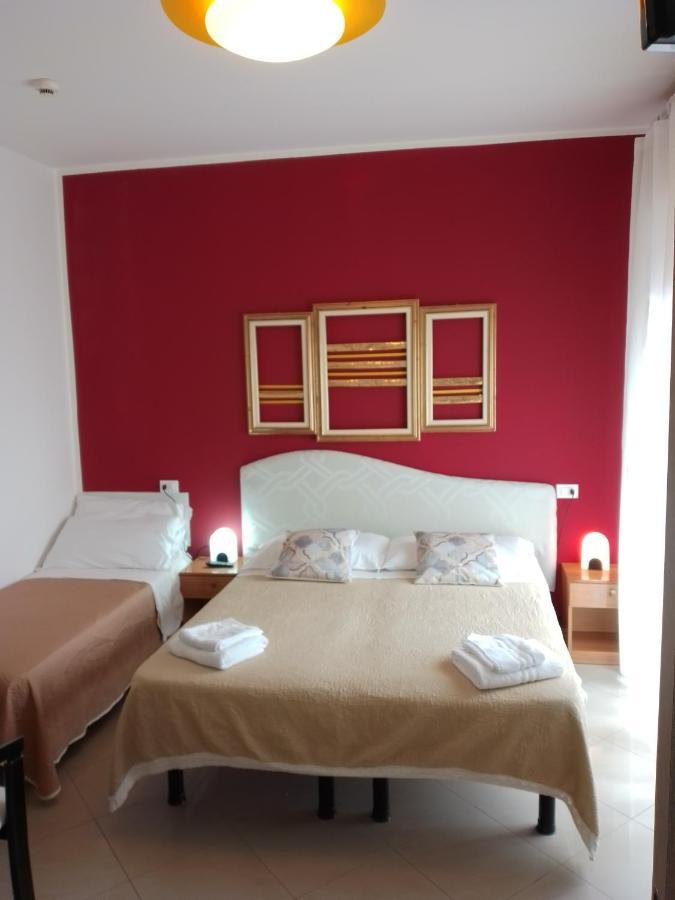 Hotel Riposo ガッテーオ・ア・マーレ エクステリア 写真